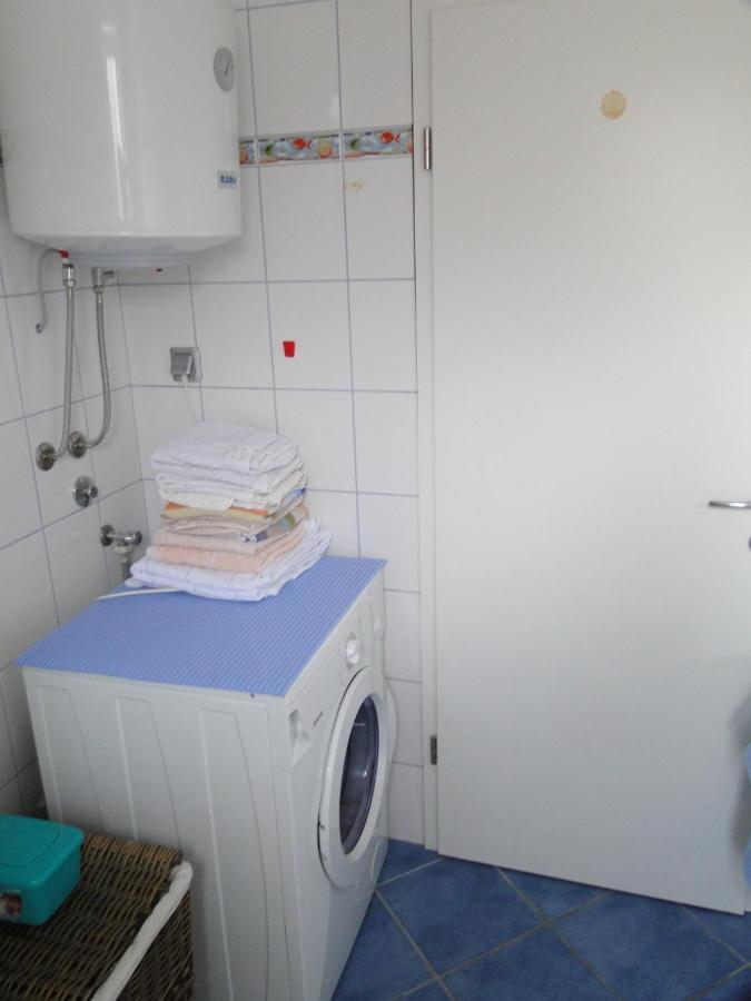Vito & Rocco Apartment Malinska Room photo